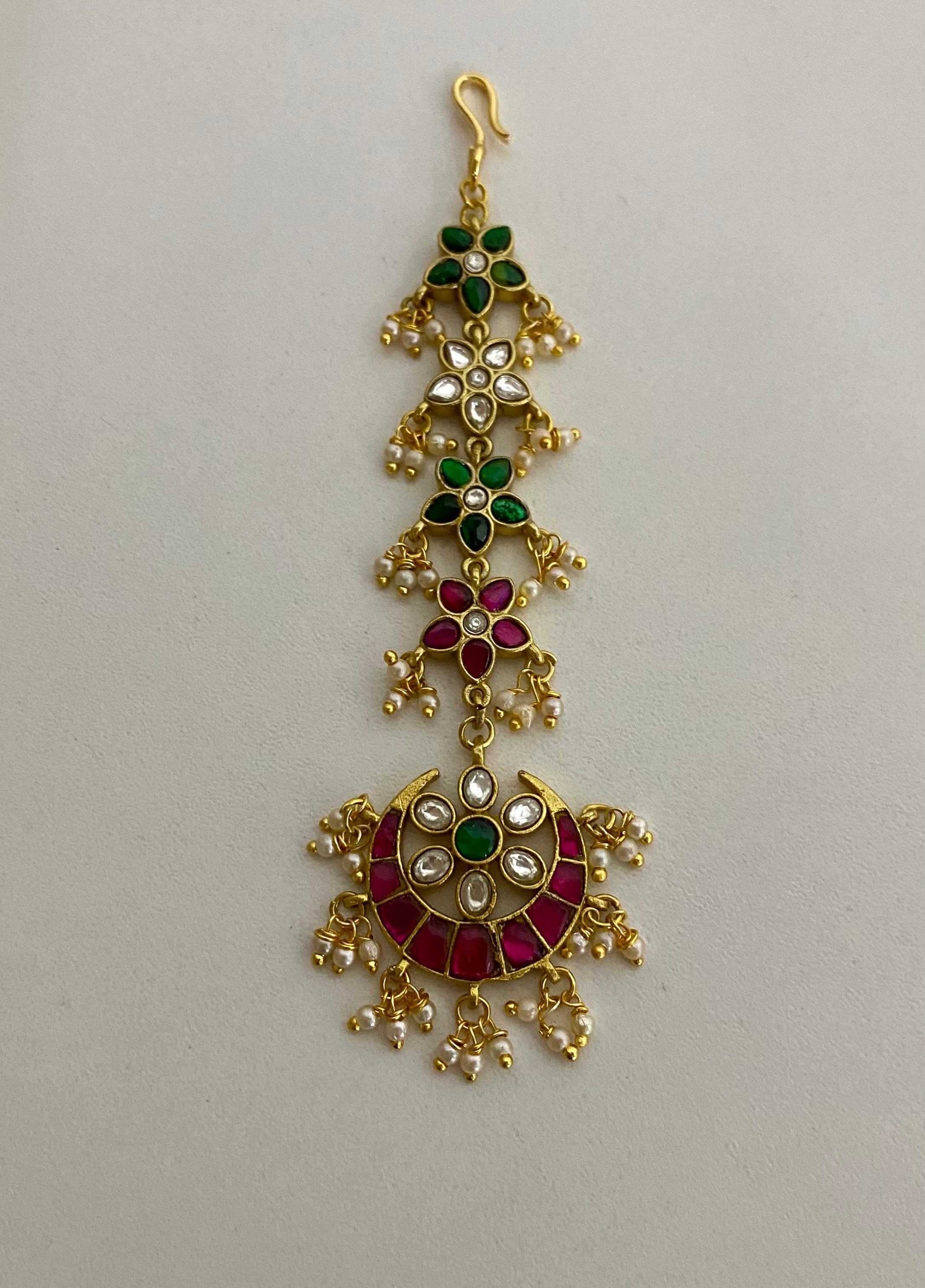 9rock The Ruby Emerald Kundan Tika - kundan Jewellery